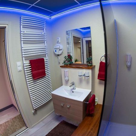 E 14 Lejlighedshotel Berekfürdő Eksteriør billede